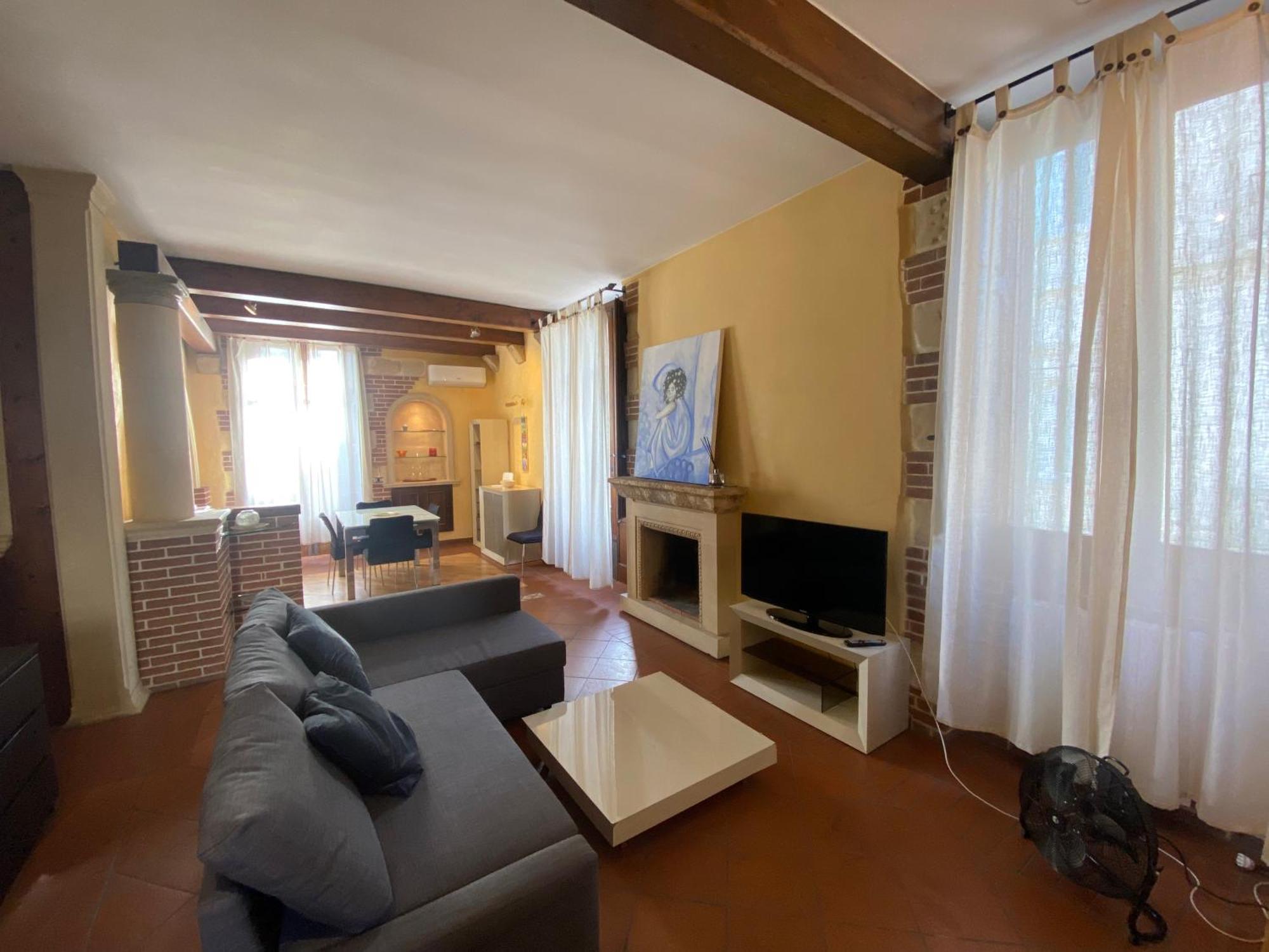 Casa Chiara, Roof Terrace, 100m To The Historical Center Apartment *